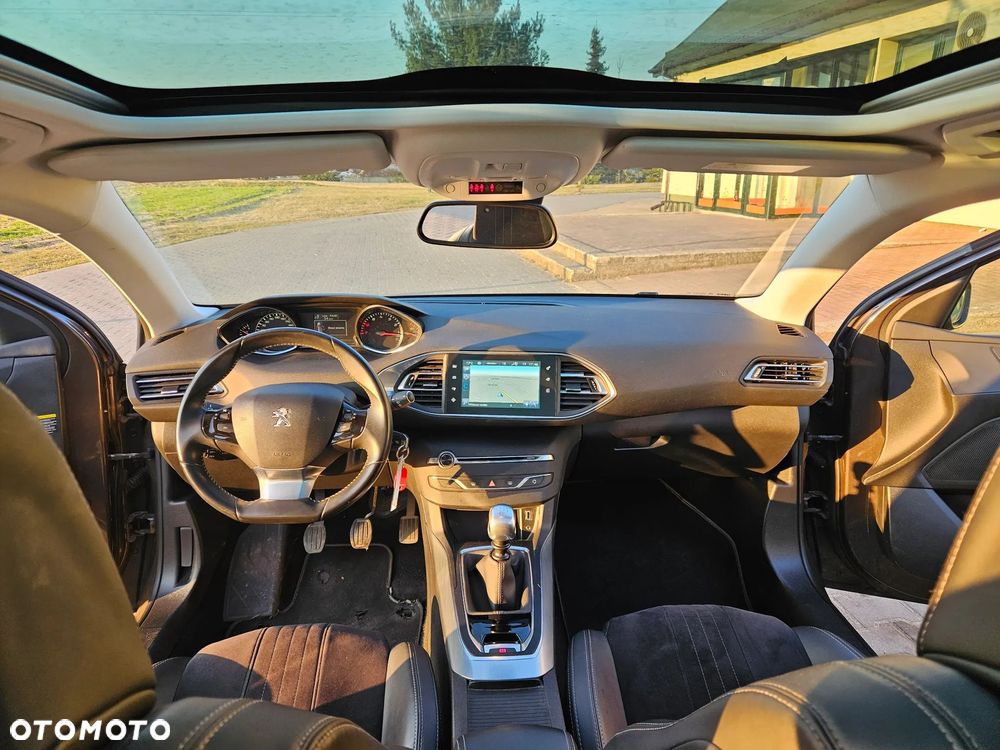 Peugeot 308 PureTech 130 GPF Black Edition - 8