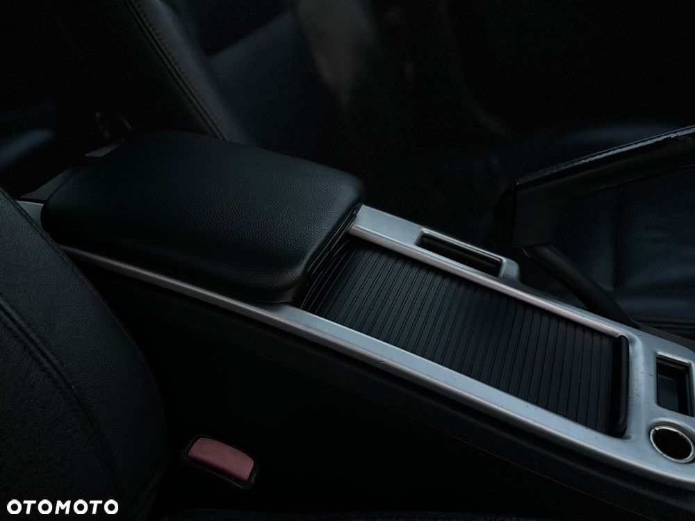 Volvo V50 - 18