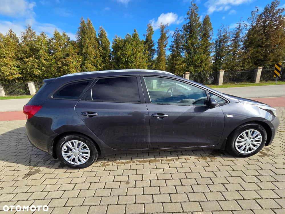 Kia Ceed 1.6 GDI M - 4