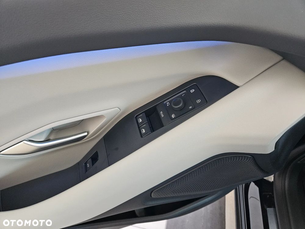 Ford Explorer 79kWh Premium RWD - 26