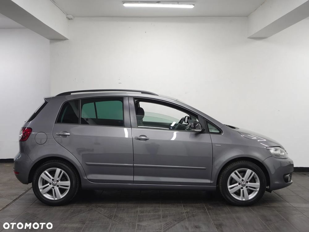 Volkswagen Golf Plus 1.6 TDI DPF MATCH - 10