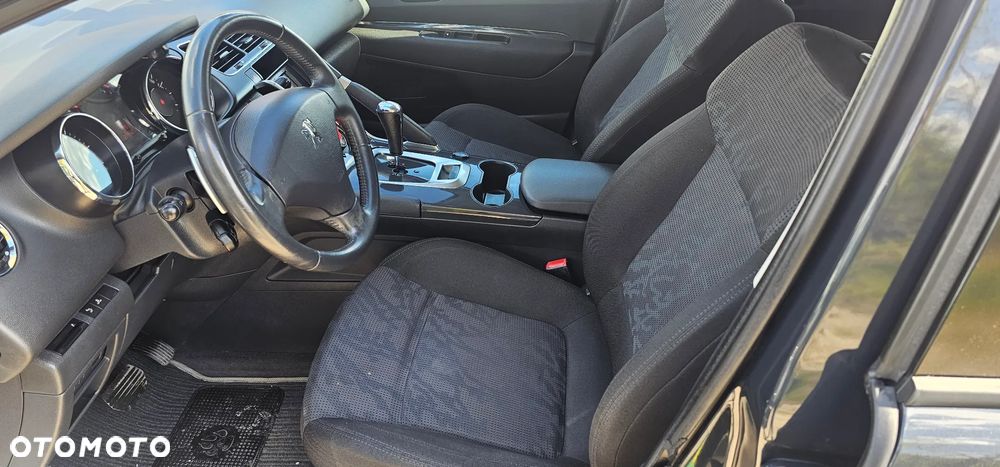 Peugeot 3008 HDi FAP 110 EGS6 Platinum - 6