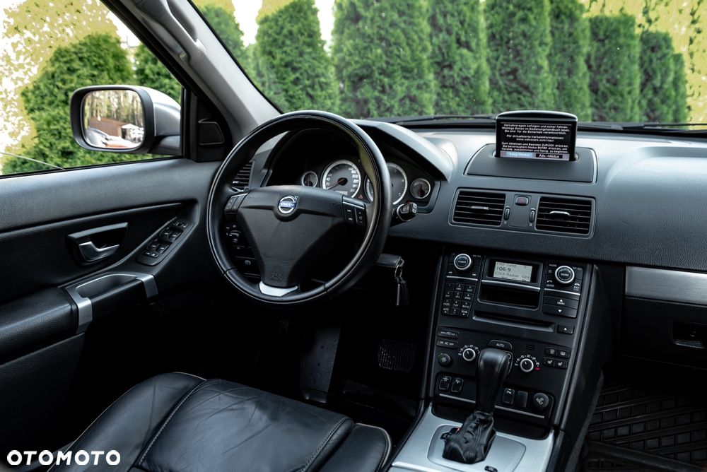 Volvo XC 90 D5 AWD Geartonic Summum - 25