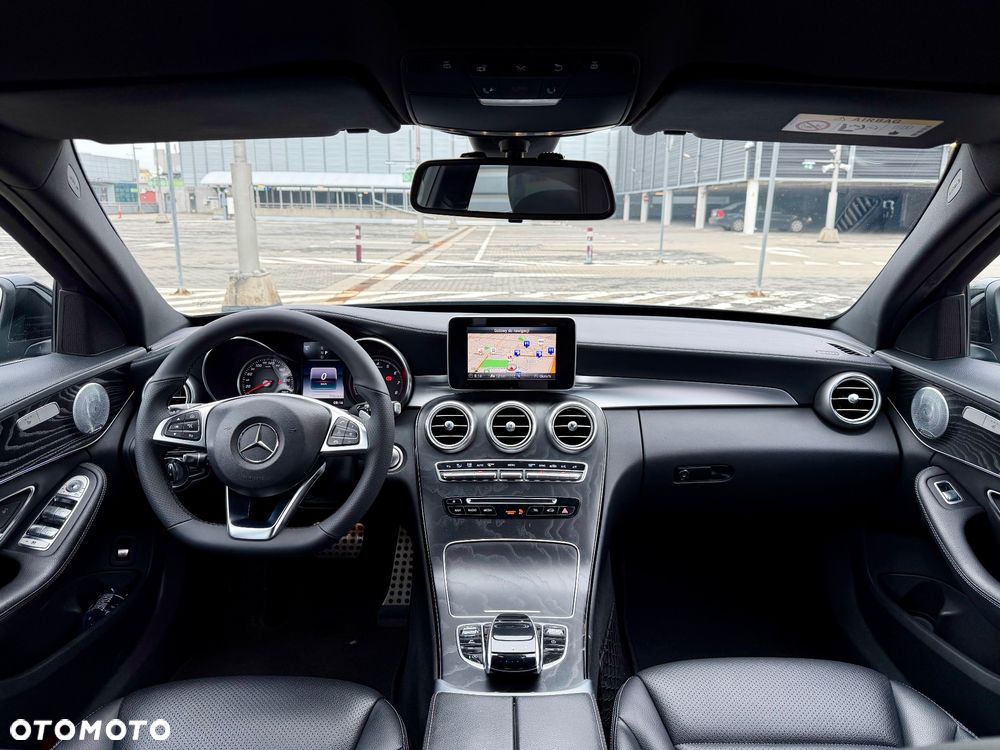 Mercedes-Benz Klasa C 200 4-Matic 9G-TRONIC - 16