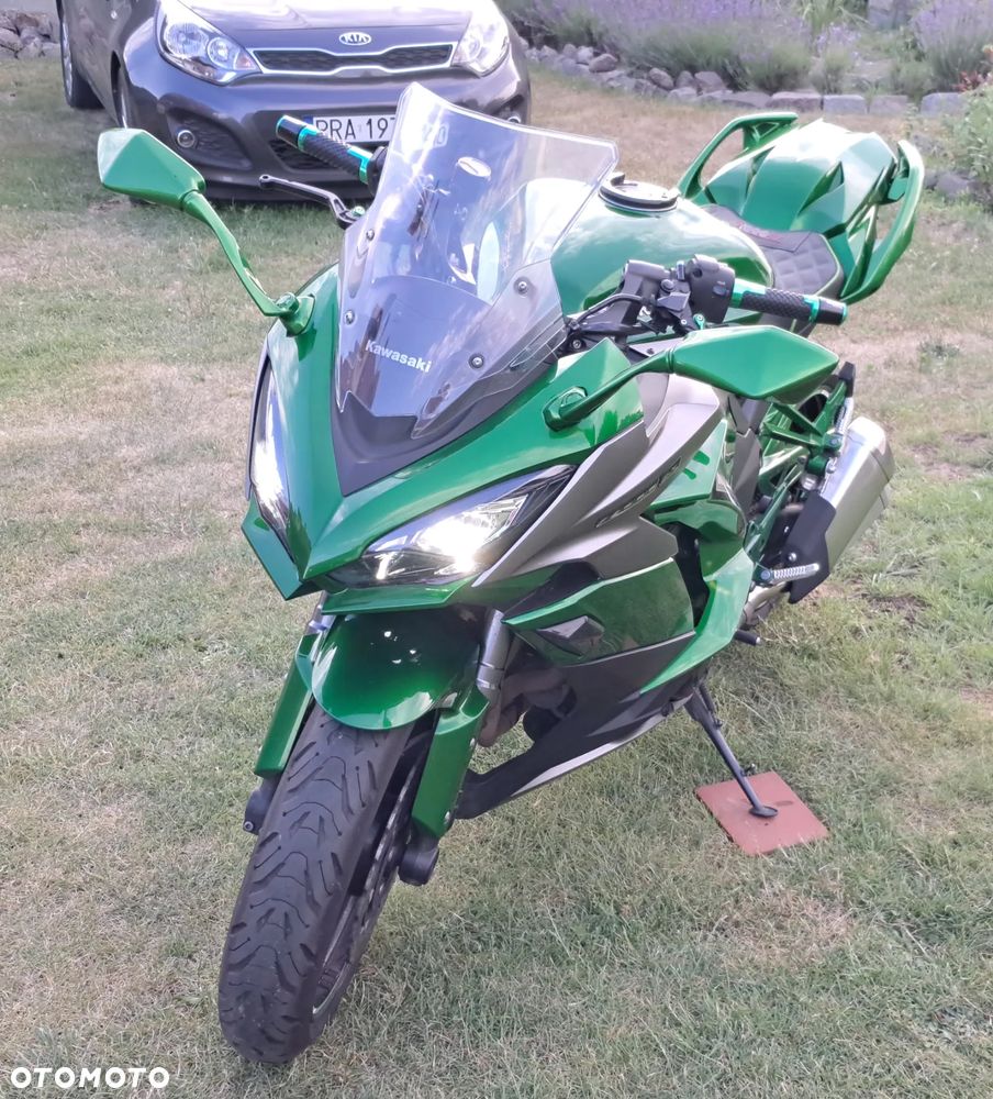 Kawasaki Ninja 1000 SX - 9