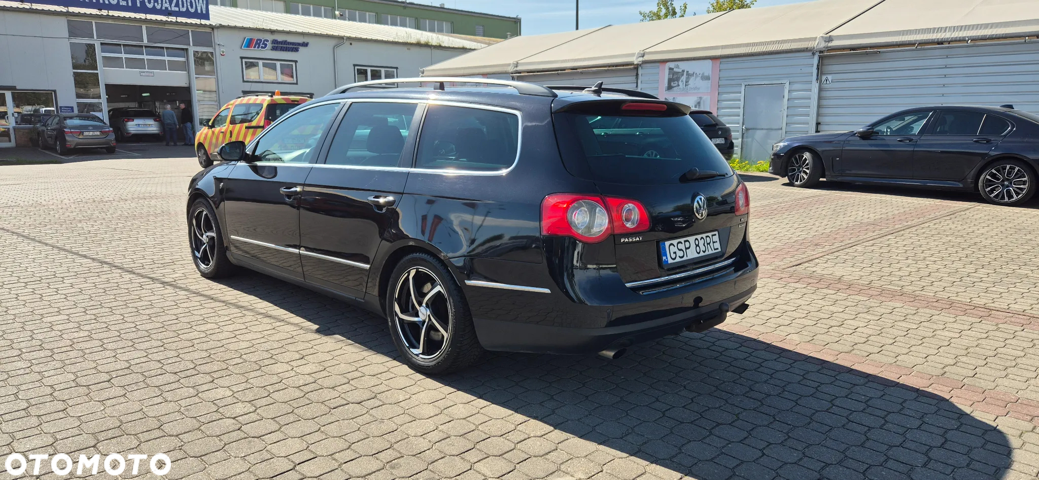 Volkswagen Passat Variant 3.2 V6 FSI 4Motion DSG Individual Chrom - 2