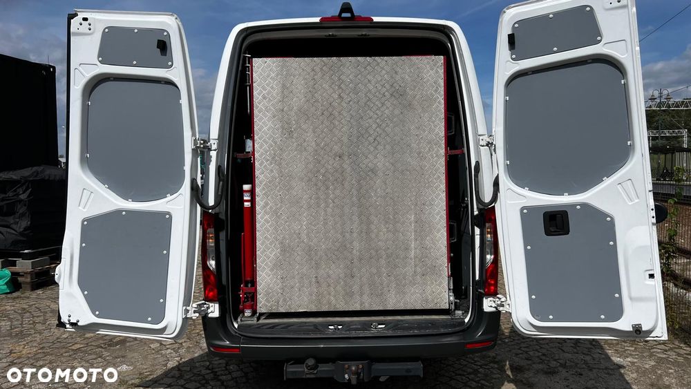 Mercedes-Benz Sprinter 319 - 39