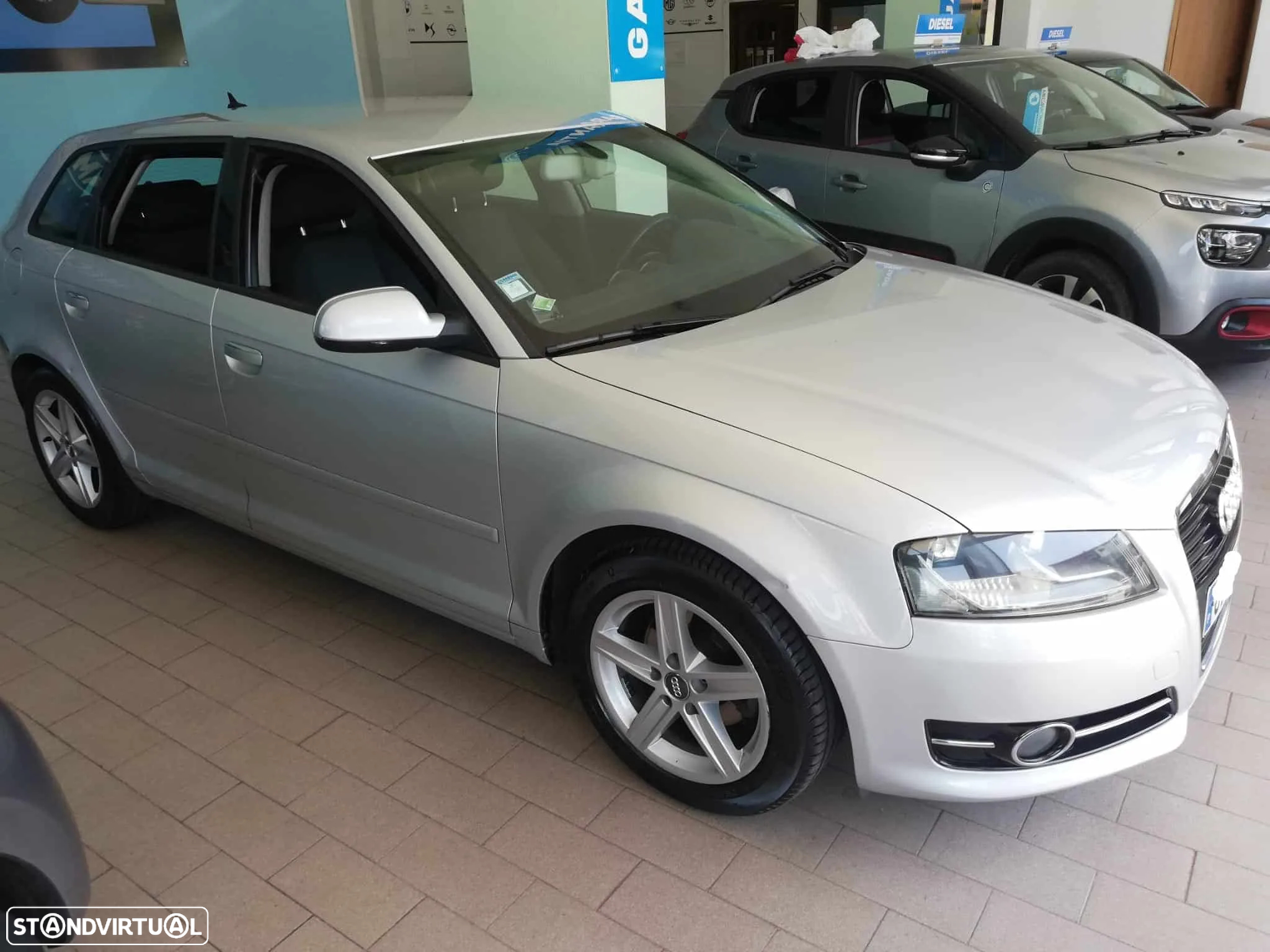 Audi A3 Sportback 1.6 TDI DPF Ambiente - 3