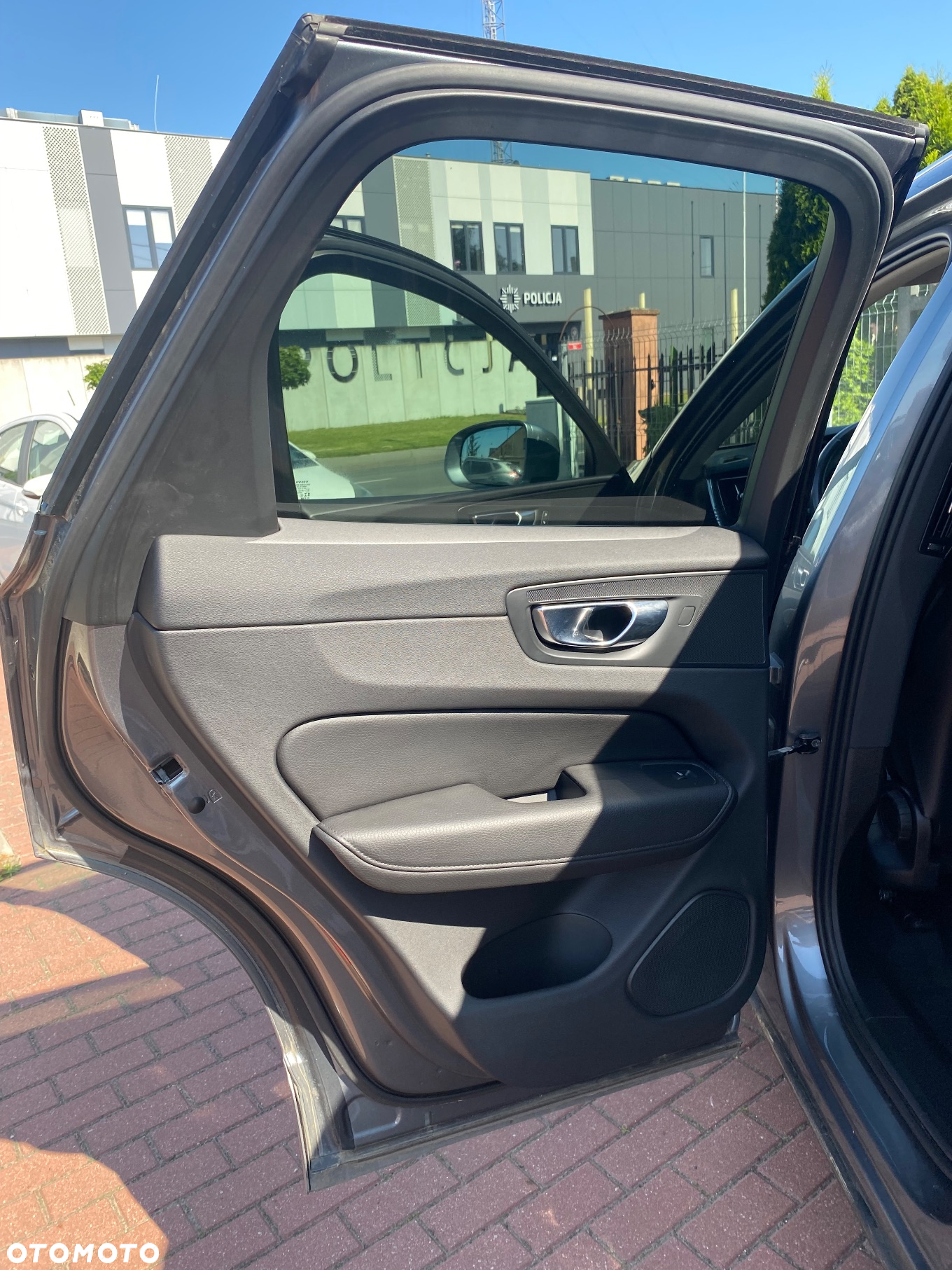 Volvo XC 60 - 16