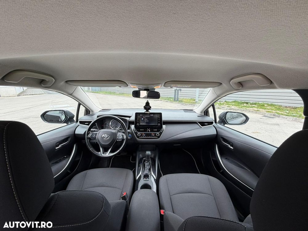 Toyota Corolla 1.8 HSD Business - 8