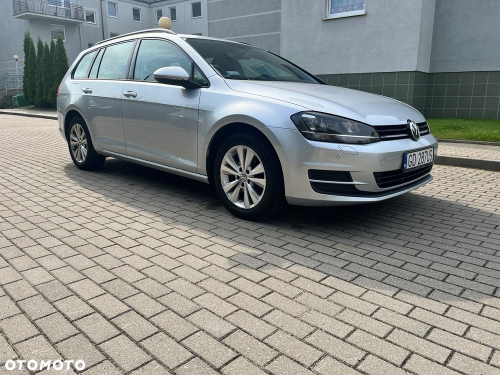 Volkswagen Golf - 2