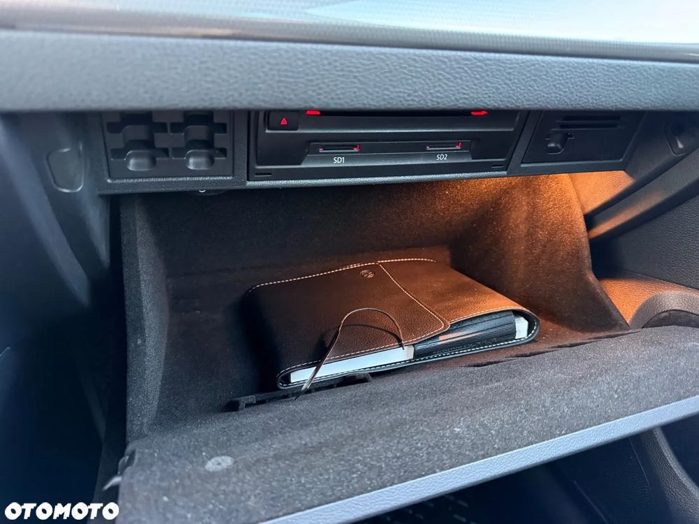 Volkswagen Golf - 12