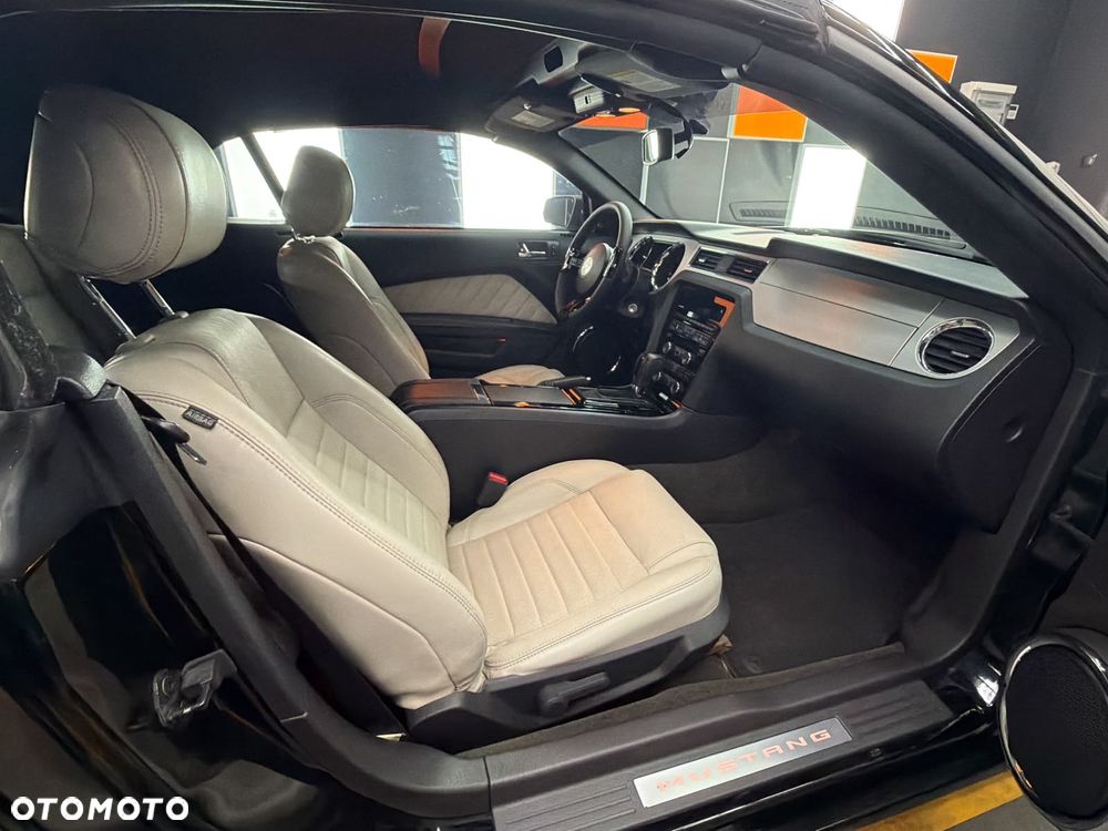 Ford Mustang 3.7 V6 - 15