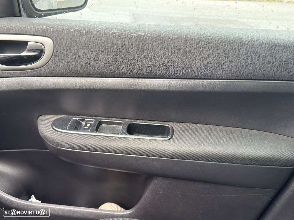 Peugeot 307 SW HDi 110 - 11