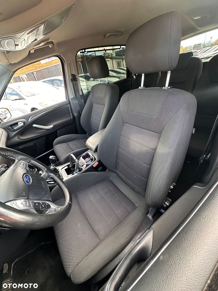 Ford S-Max - 18