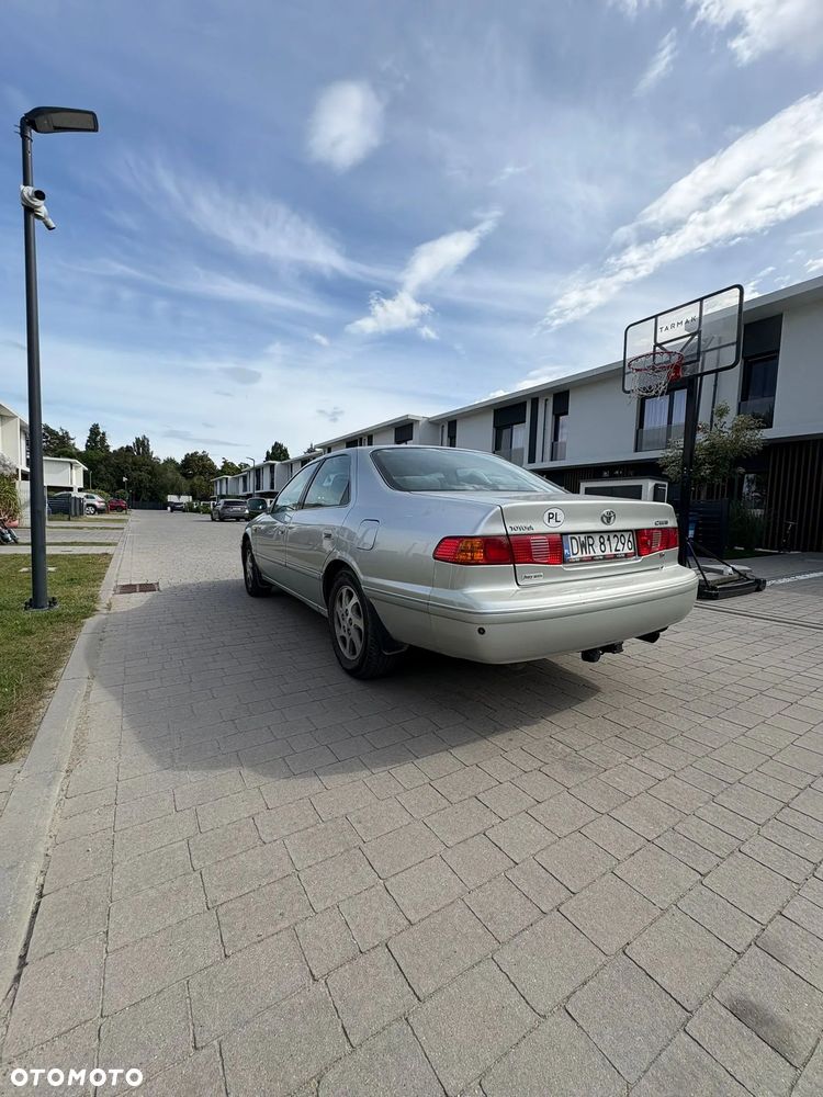 Toyota Camry - 7