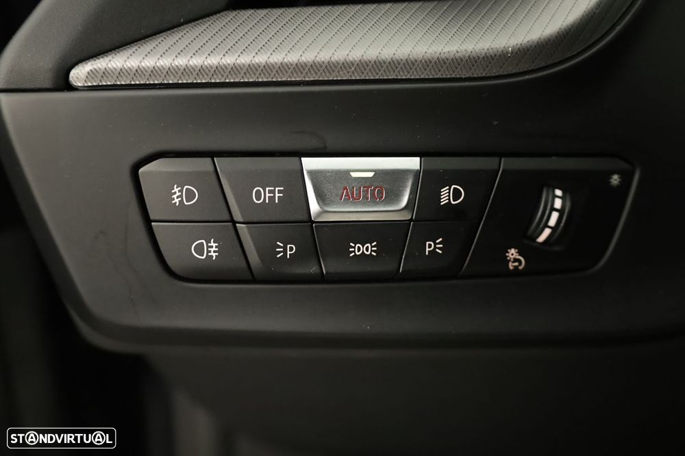 BMW 116 d Pack Desportivo M Auto - 20