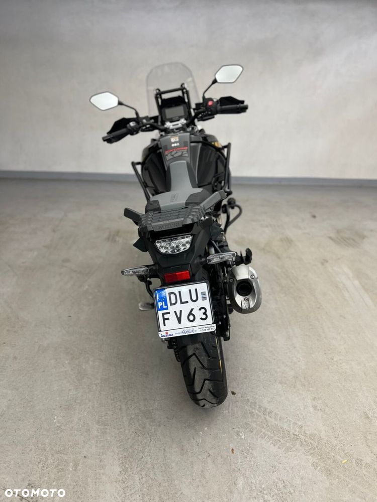 Suzuki DL - 6