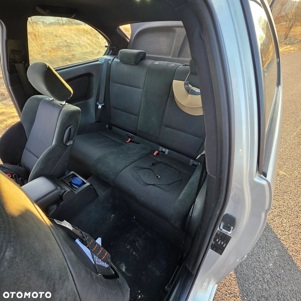BMW Seria 3 320td - 14