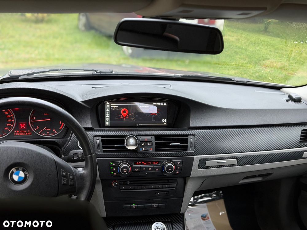 BMW Seria 3 318d Luxury Line - 6