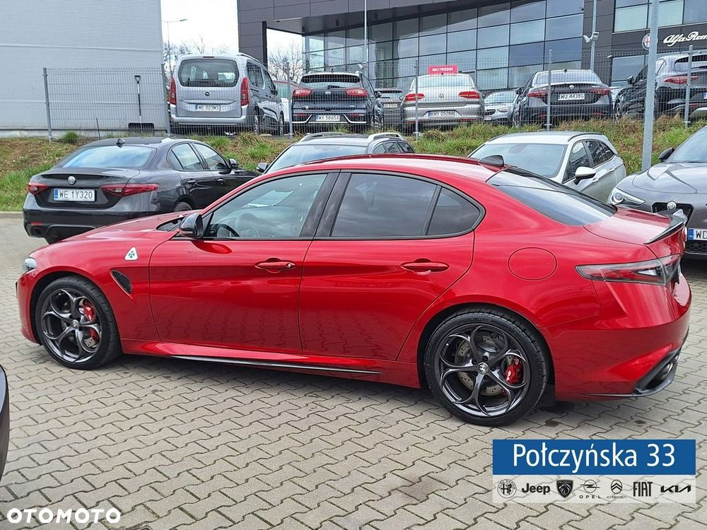 Alfa Romeo Giulia - 10