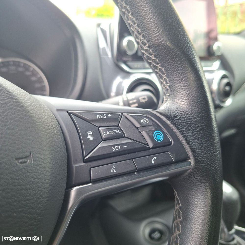 Nissan Juke 1.6 Hybrid Tekna TwoTone T - 12