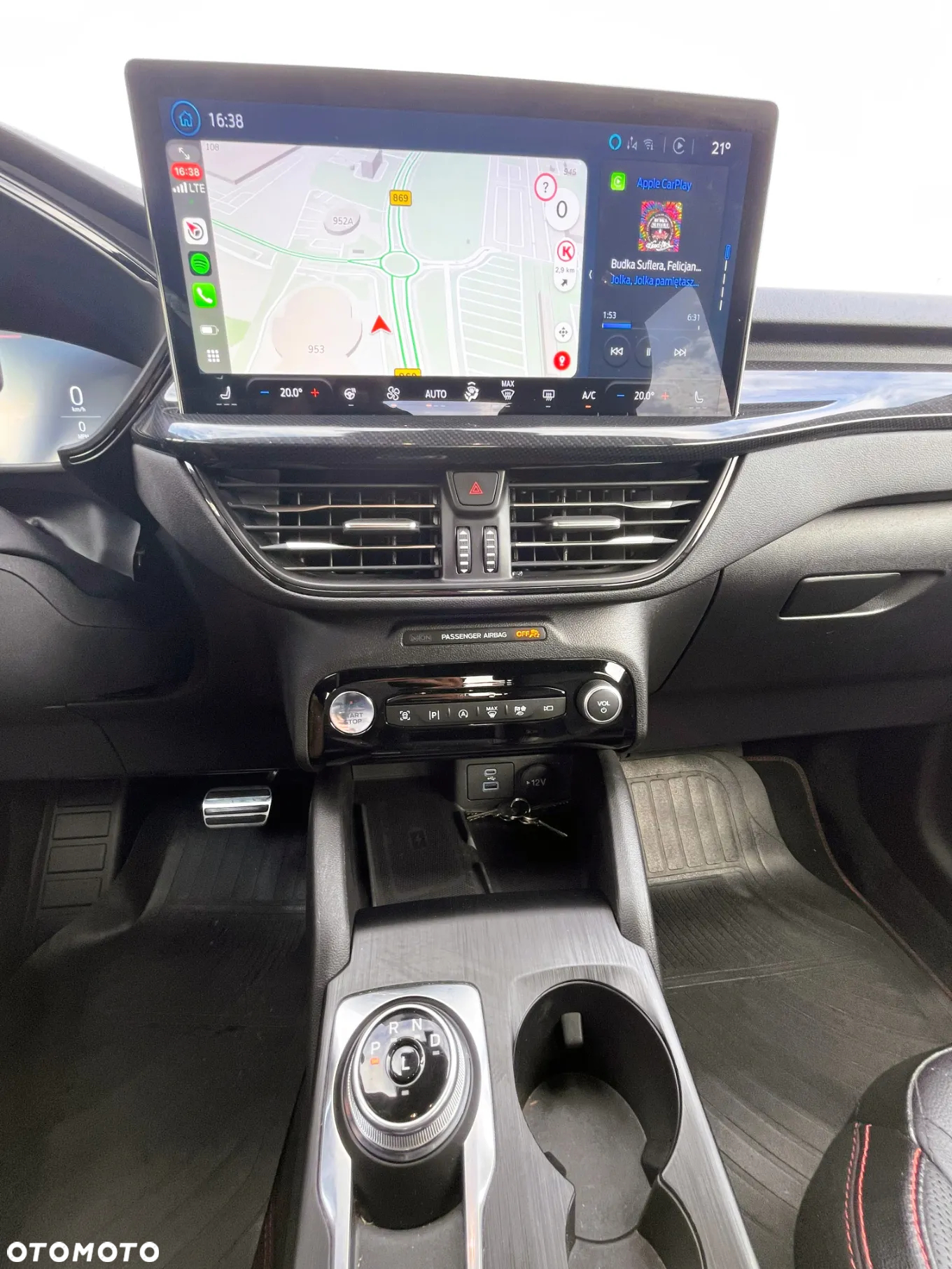 Ford Kuga - 18