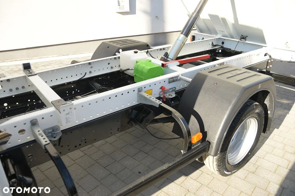 Iveco DAILY 35-160 * 3.0 * WYWROTKA * ZNAKOMITY STAN! - 34