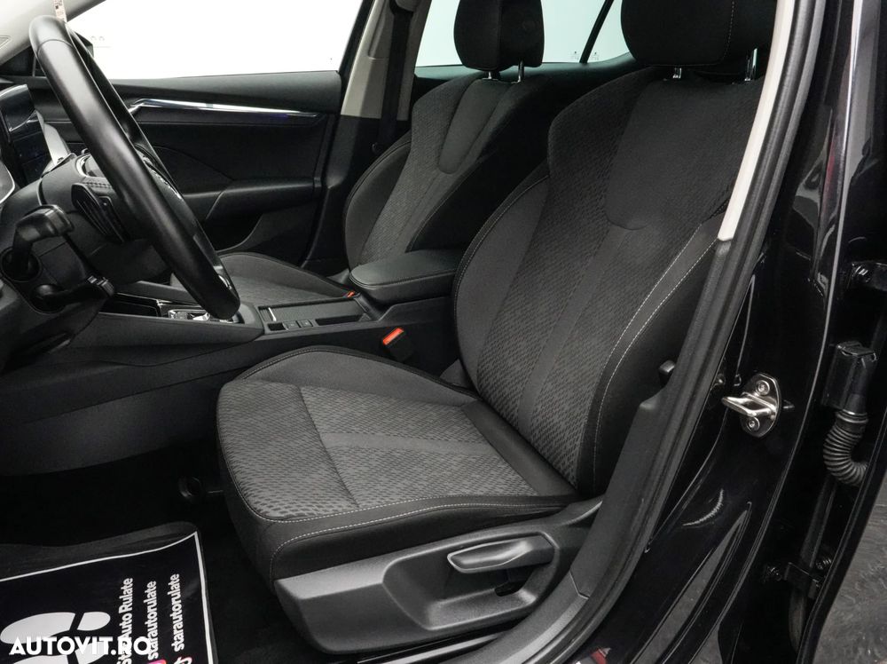 Skoda Octavia 2.0 TDI DSG 4X4 Style - 13