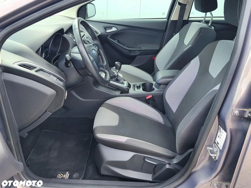 Ford Focus 1.0 EcoBoost Start-Stopp-System Titanium - 32