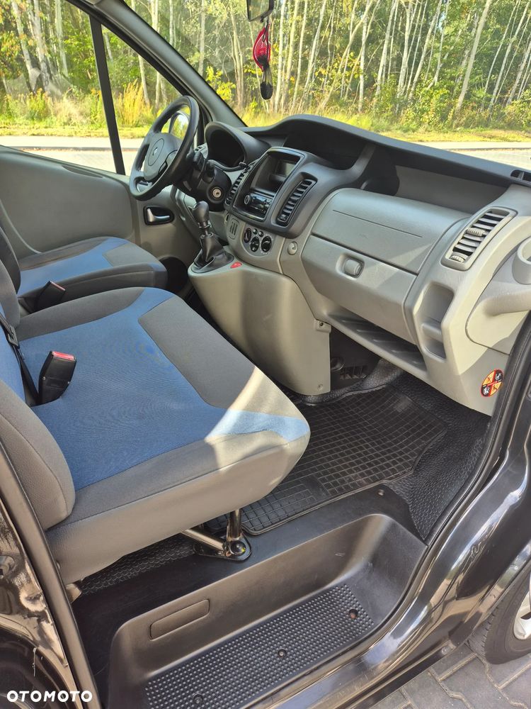 Renault Trafic - 11