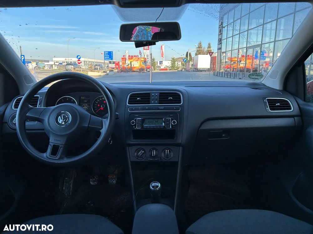 Volkswagen Polo - 13
