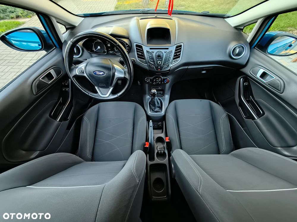 Ford Fiesta 1.25 Celebration - 25