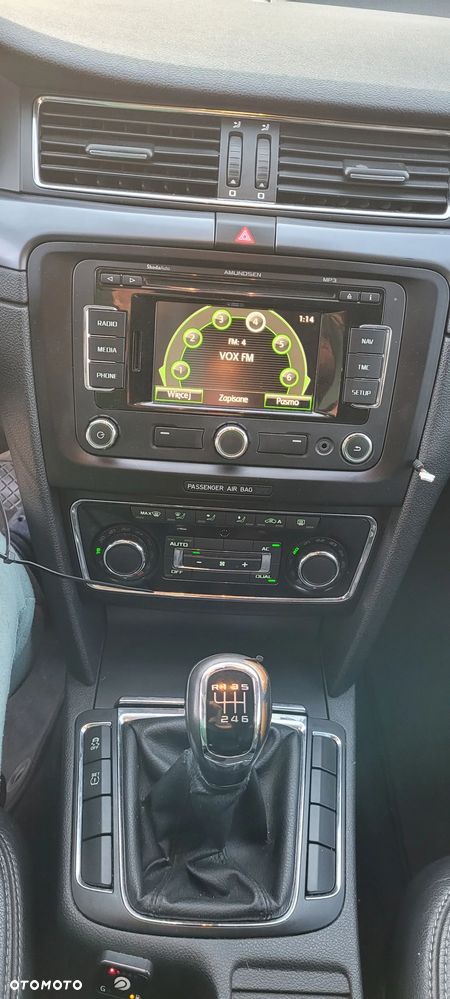 Skoda Superb 1.8 TSI FAMILY - 24