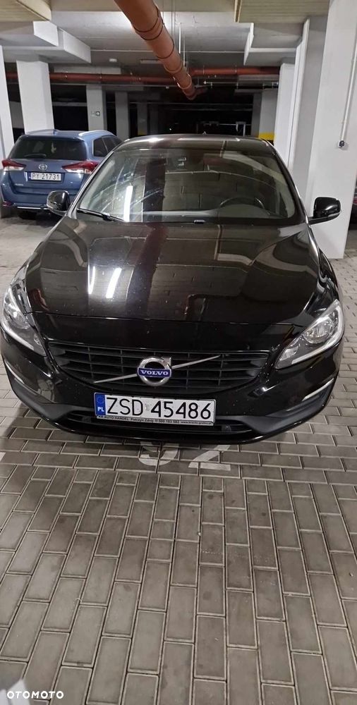 Volvo V60 D3 Drive-E Kinetic - 6