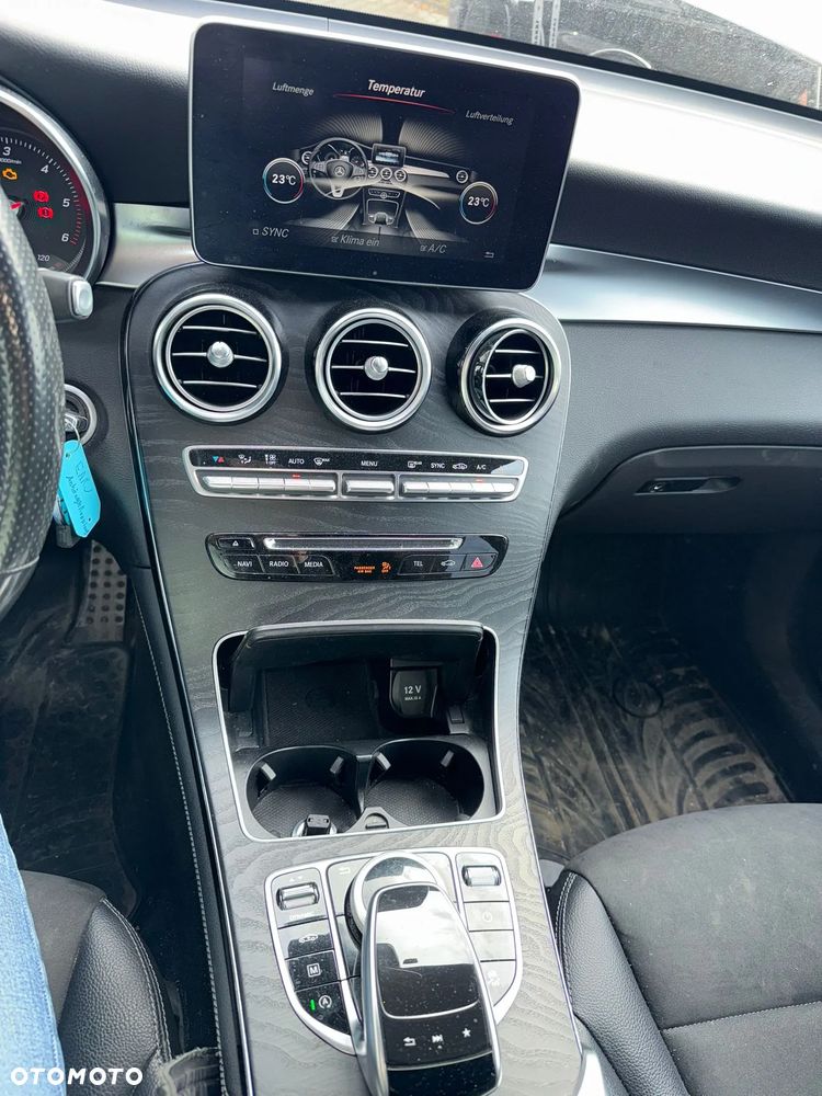 Mercedes-Benz GLC 350 d 4Matic 9G-TRONIC - 11