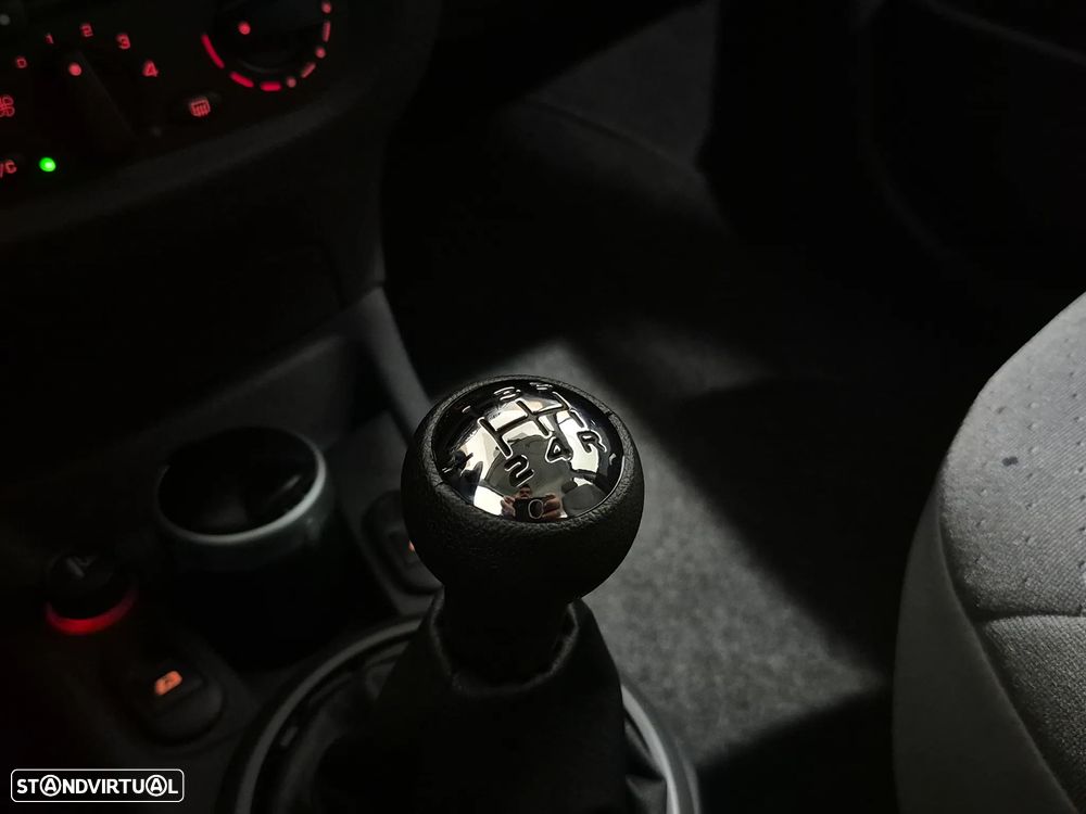 Citroën C3 1.1 SX + - 16