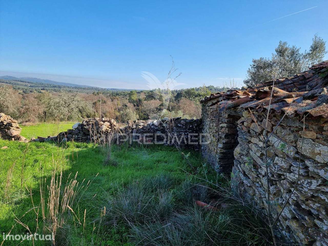 TERRENO URBANO COM VISTA PARA A SERRA - Grande imagem: 3/12