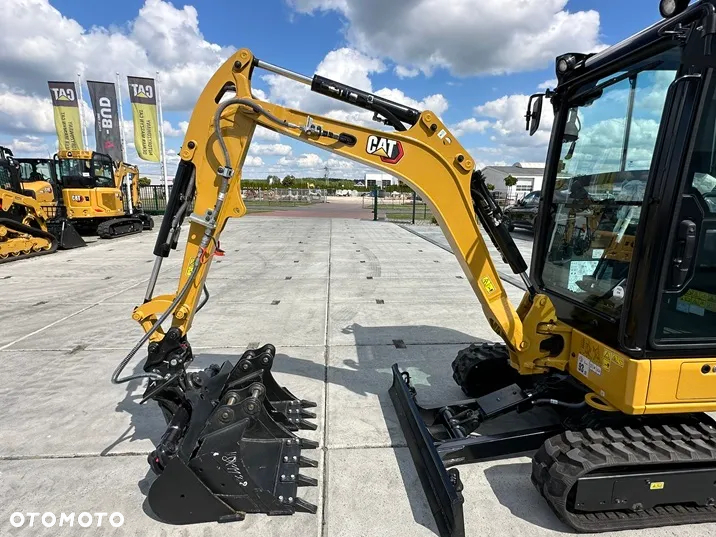 Caterpillar 301.8 - 22