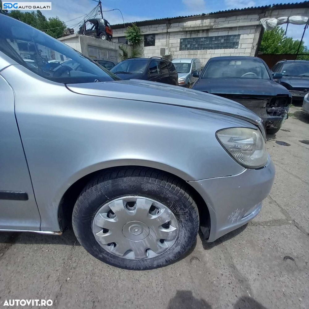 Aripa Dreapta Fata cu Inceput de Rugina Skoda Octavia 2 Facelift 2008 - 2013 Culoare 9156 [0640] - 1