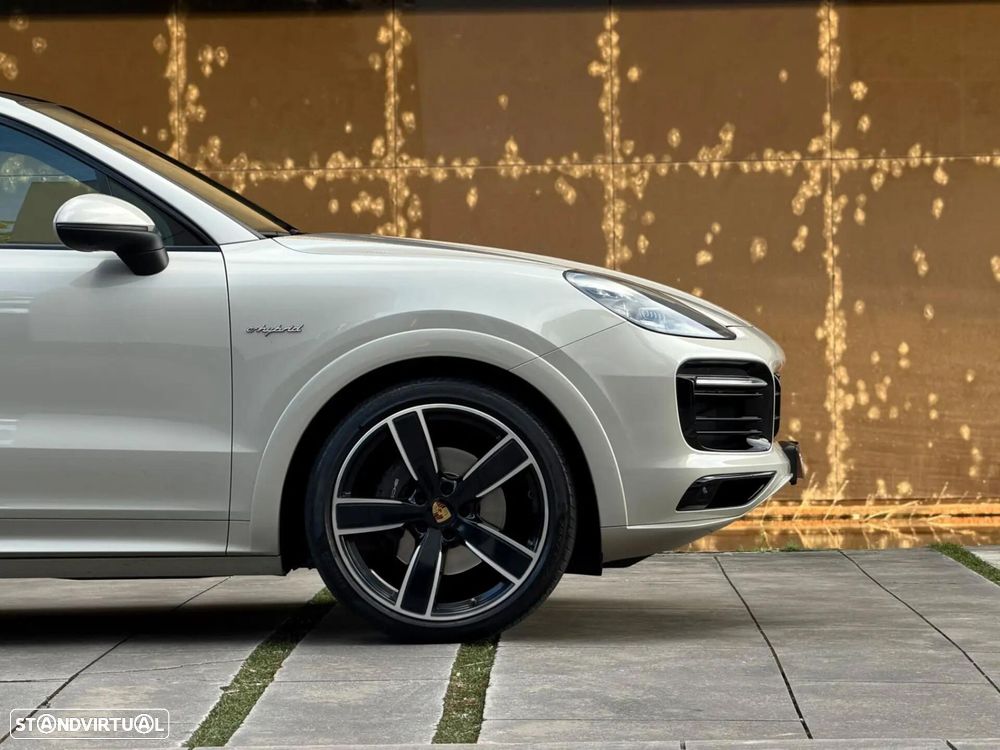 Porsche Cayenne Coupé - 42