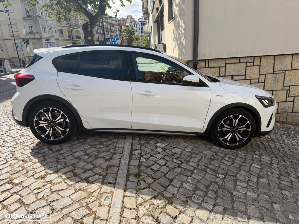 Ford Focus - 1
