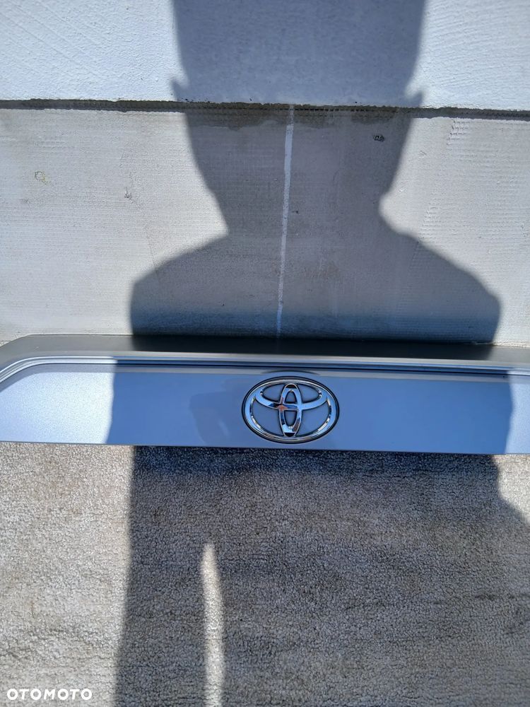 BLENDA TYLNEJ KLAPY TOYOTA RAV 4 5 ROK 18+ - 3