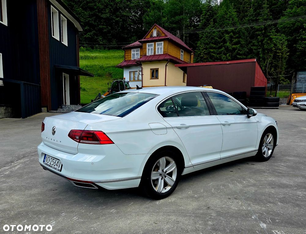 Volkswagen Passat 2.0 TDI SCR Highline DSG - 5