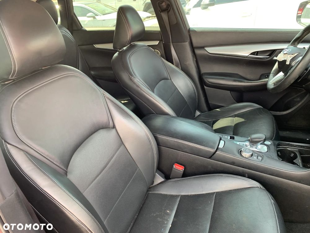 Infiniti QX50 - 17