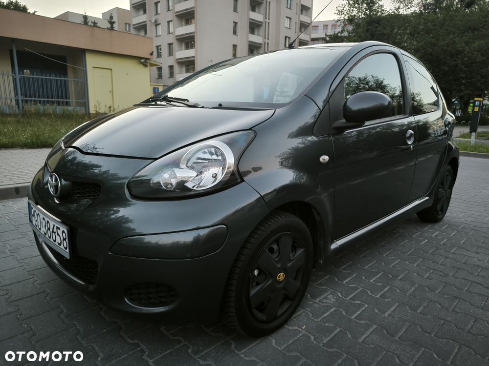 Toyota Aygo - 2