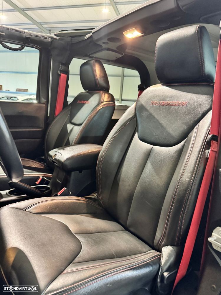 Jeep Wrangler - 37