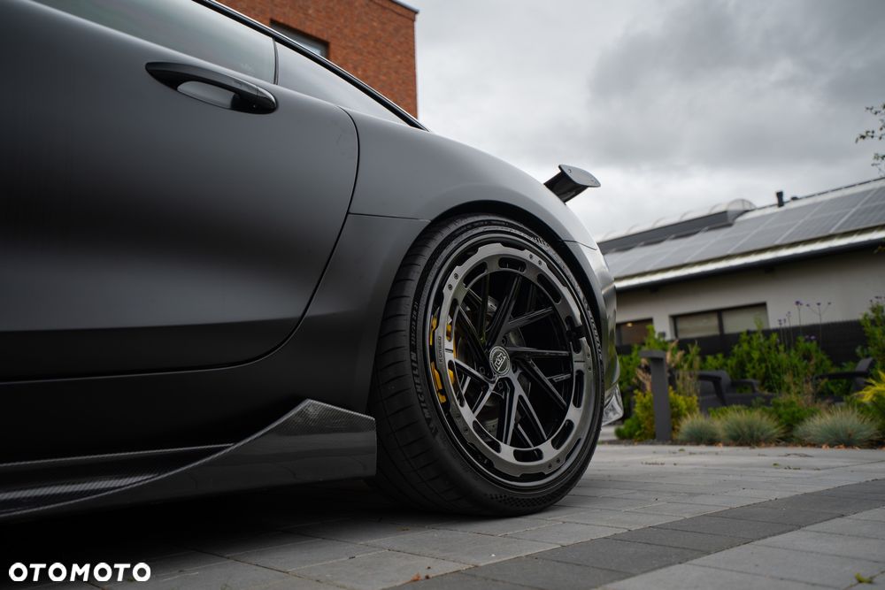 Mercedes-Benz AMG GT - 10