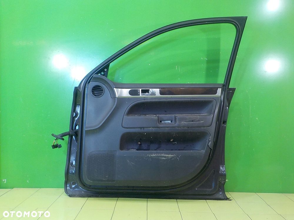VW TOUAREG I 7L LIFT 2.5 TDI AUT 08r 5D drzwi prawe przod - 15