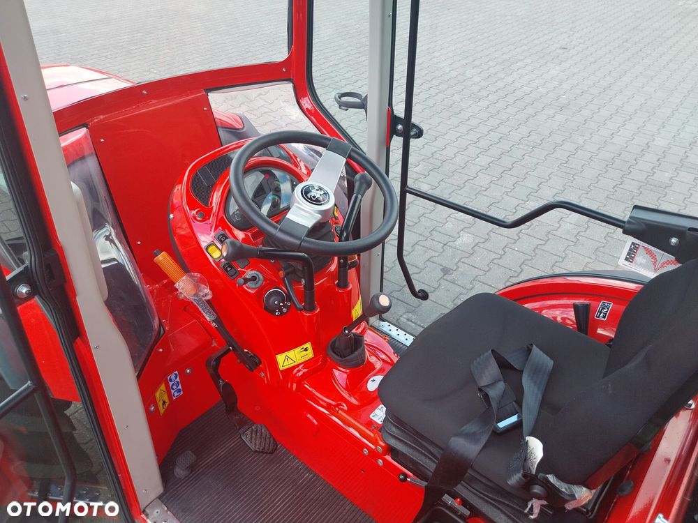 ANTONIO CARRARO TRX 5800 YANMAR 51,5KM Obracany kokpit i fotel 4 cylindry 2091cm3 - 14